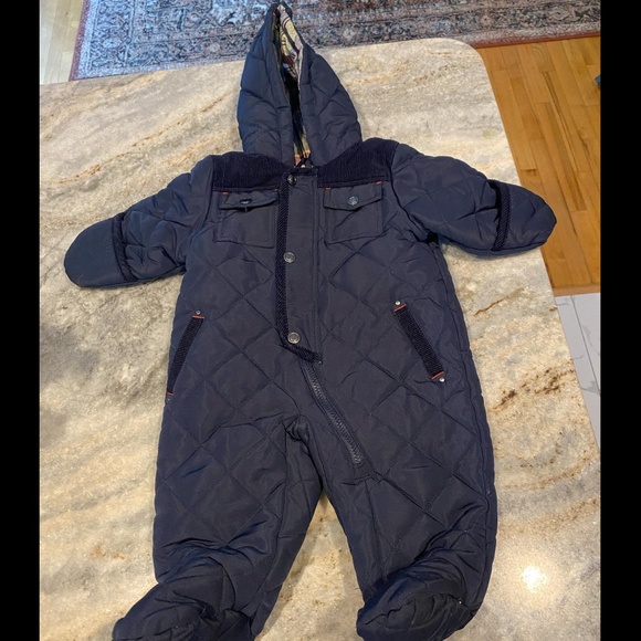 Infant Hooded Snowsuit - Picture 1 of 3